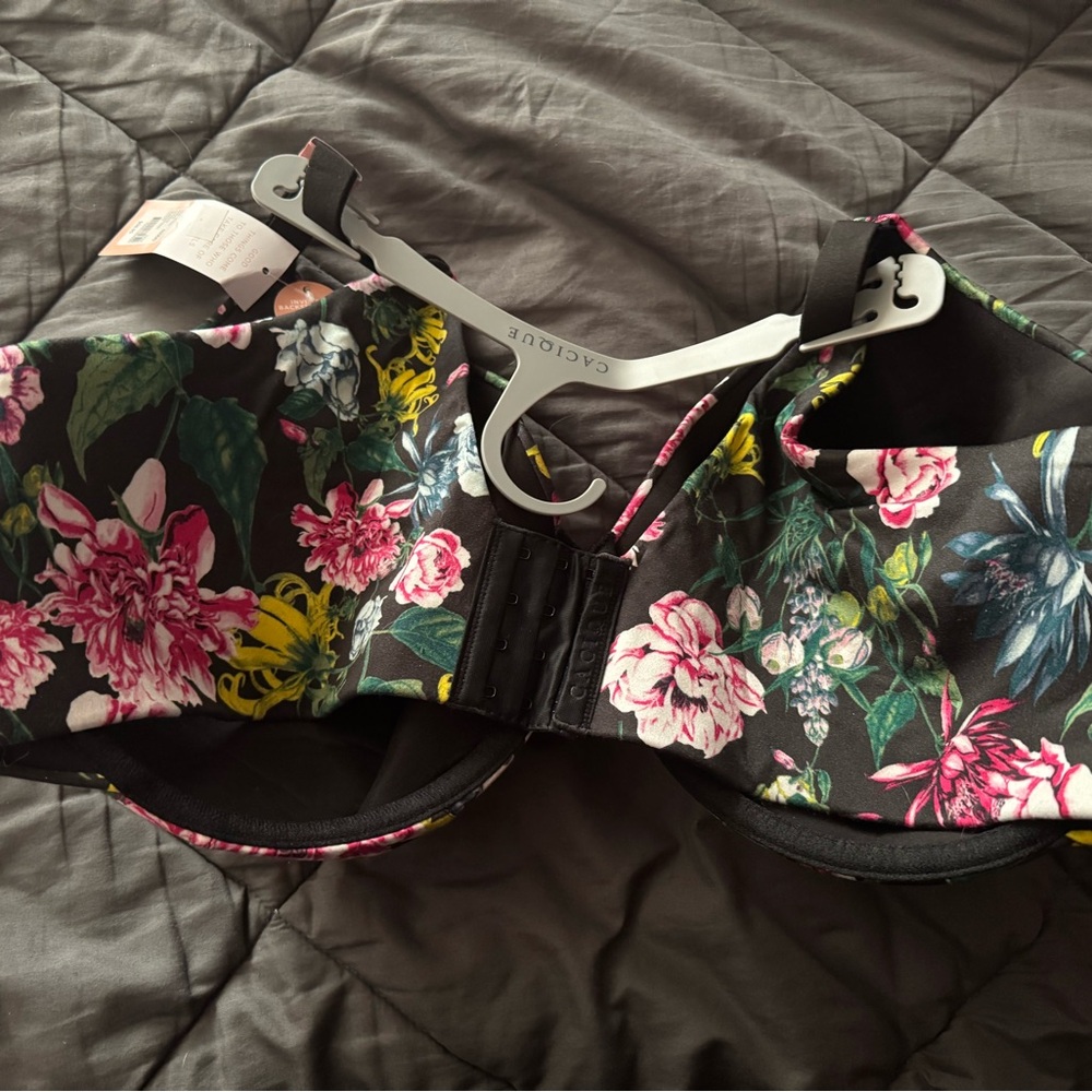 Cacique NEW bra